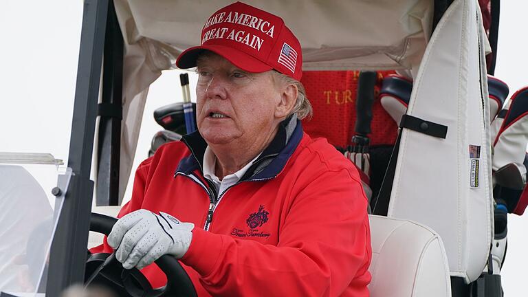 Versuchtes Trump-Attentat: Was wir wissen und was nicht       -  Trump ist leidenschaftlicher Golfer. (Archivbild)