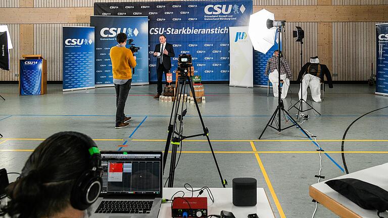 Der Starkbieranstich der CSU Würzburg-Land ist der größte in Unterfranken. Normalerweise kommen gut 1000 Gäste nach Kürnach. Coronabedingt bleibt die Halle heuer leer. Dafür bekommt die CSU eine Stunde Sendezeit im Lokalfernsehen.