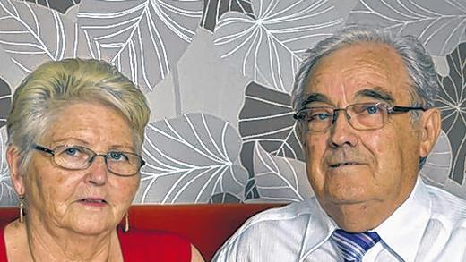 Goldene Hochzeit: In Karbach feierten Roswitha und Günter Riedmann. Goldene Hochzeit: In Karbach feierten Roswitha und Günter Riedmann.