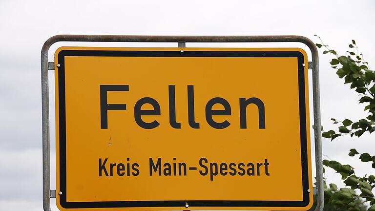 Ortsschild Fellen