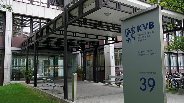 Die KVB-Zentrale in München. Hier ist auch die Organisationseinheit des Bereitschaftsdienstes untergebracht.