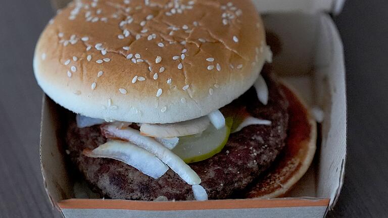 Kolibakterien-Fälle bei McDonald's USA       -  Der Kolibakterien-Ausbruch wird auf den Verzehr eines bestimmten Burgers bei McDonalds zurückgeführt.