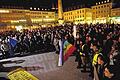 Bunte Bewegung auf dem Marktplatz: Zur Abschlusskundgebung des 160. Montagsspaziergangs kamen rund 1000 Bürger.DANIEL PETER