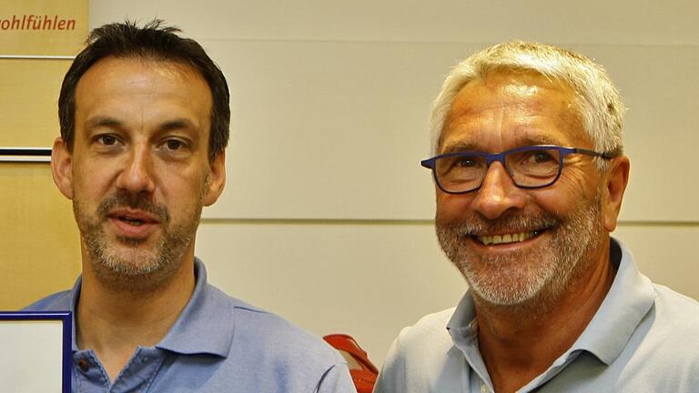Entspannt, wie auf dem Foto von 2015, wird man Axel Schöll (links) und Werner Christoffel aktuell nicht gemeinsam sehen.