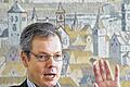 Wirtschaftsweiser Peter Bofinger: Zu viel Sparen bremst die Wirtschaft aus.