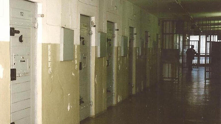 Erinnerung an Hohenschönhausen: Jahre später besuchte Thomas Lukow das Gefängnis, in dem er in Untersuchungshaft saß. Foto: Thomas Lukow       -  Erinnerung an Hohenschönhausen: Jahre später besuchte Thomas Lukow das Gefängnis, in dem er in Untersuchungshaft saß. Foto: Thomas Lukow