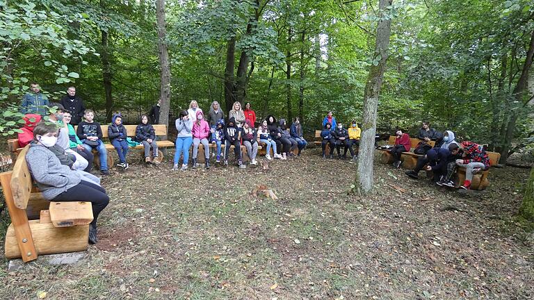 Unterricht mitten im Wald? Das soll es in Zeil künftig geben. Unterricht mitten im Wald? Das soll es in Zeil künftig geben.