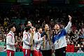 Paris 2024 - Tischtennis       -  Ein Selfie für die Ewigkeit: Nord- und Südkoreaner bei Olympia mit dem chinesischen Team,
