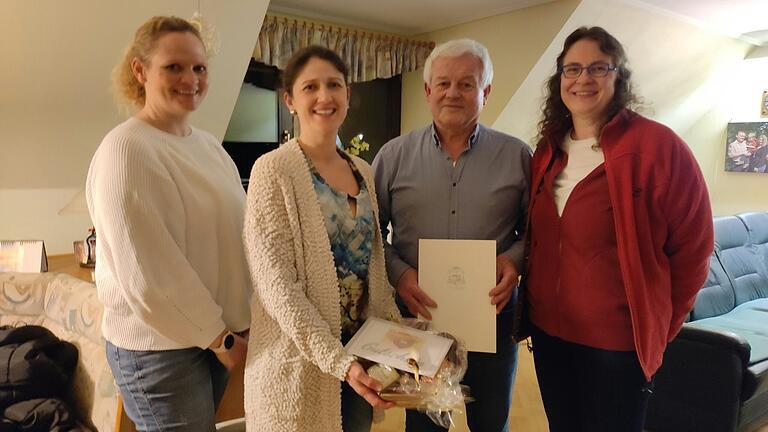 Stefanie Hildmann, Melanie Peschke, Elmar Ott und Anette Günther. Stefanie Hildmann, Melanie Peschke, Elmar Ott und Anette Günther.