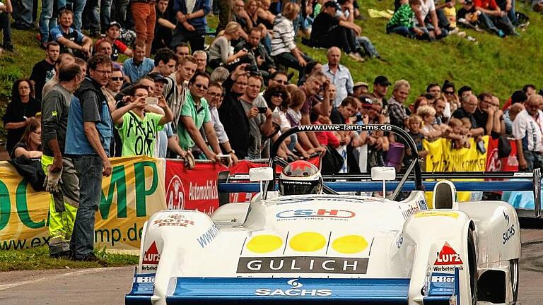 Uwe Lang gilt in seinem Osella PA 20S als Favorit beim 49. AvD/GAMSC-Bergrennen am Wochenende in Eichenbühl. Der Schweinfurter hofft, dass ihm der Wettergott nicht &ndash; wie zuletzt am Hauenstein &ndash; wieder einen Strich durch die Rechnung macht.