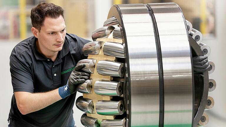 Solche Wälzlager sind typisch für Schaeffler in Schweinfurt.
