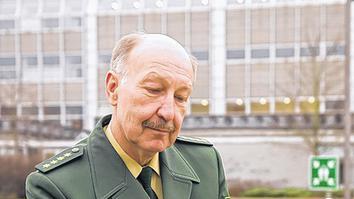 Würzburg liest: in Uniform. Würzburg liest: in Uniform.