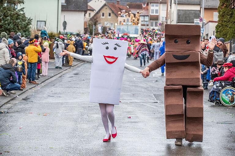 Welch süße Versuchungen auf dem Sander Faschingszug.&nbsp;