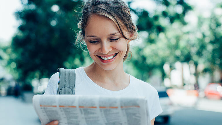 Zeitung lesen