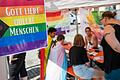 Der Verein Queeres UFO e.V. organisierte ein Pride-Wochenende in Schweinfurt und Haßfurt. Das 'Fest der Vielfalt' fand am Samstag am Marktplatz in Schweinfurt statt. Die Parade am Sonntag in Haßfurt.