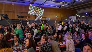 Ein Abend voller Tanz, bester Stimmung und Action bei den bayrischen Meisterschaften für Männer und Jugendtanzgruppen in der Hammelburger Saaletal Halle