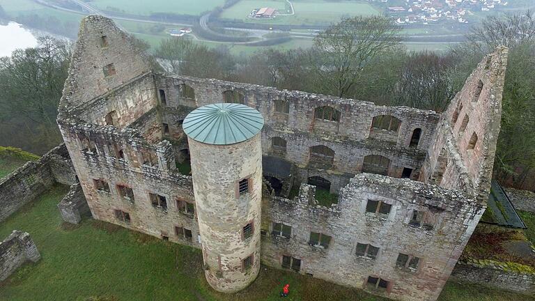 Das Kloster Schönrain wurde 1525 zerstört. Noch heute gibt die Ruine Historikern Rätsel auf.