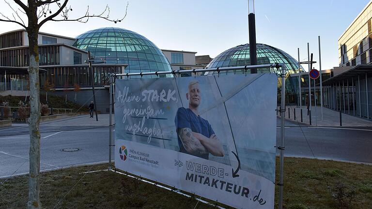 Am Rhön-Klinikum Campus ist zuletzt eine große Personaloffensive gestartet worden. Aufgrund der beschlossenen Impfpflicht droht auch der Bad Neustädter Klinik eine Verschärfung des Personalmangels.&nbsp;