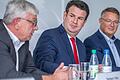 Guter Austausch: Bundesarbeitsminister Hubertus Heil (SPD, Mitte) besuchte SKF in Schweinfurt. Links Gesamtbetriebsratsvorsitzender Norbert Völkl, rechts Geschäftsführer Jörg Wuttke.