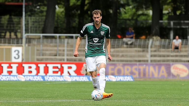 Hat seinen Vertrag beim FC 05 Schweinfurt verlängert: Tom Feulner. Hat seinen Vertrag beim FC 05 Schweinfurt verlängert: Tom Feulner.