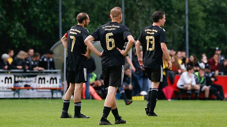 Enttäuscht: (von links) Christian Schmitt, Finn Weißenberger und Sebastian Lehrmann vom FV Stetten-Binsfeld-Müdesheim.