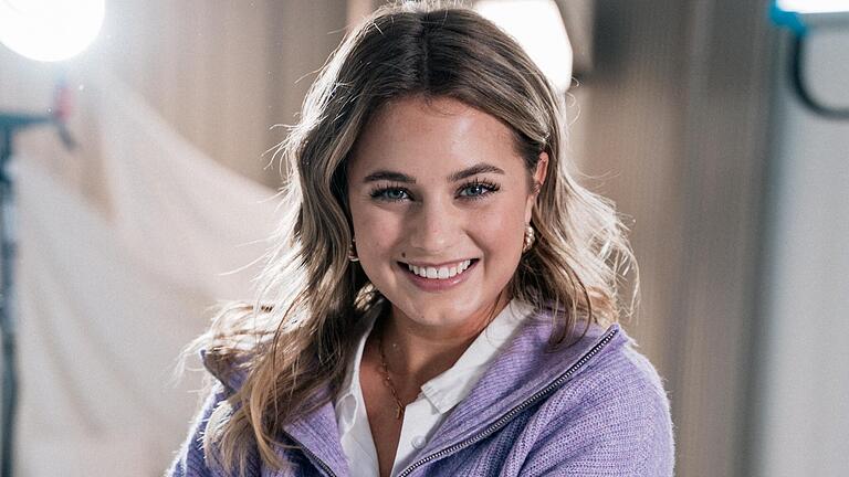 Sophie Breuer macht eine Ausbildung in Würzburg und steht bald auf der ganz großen Bühne bei Miss Germany. Sophie Breuer macht eine Ausbildung in Würzburg und steht bald auf der ganz großen Bühne bei Miss Germany.