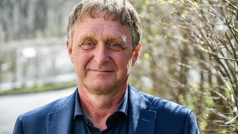 Der vom Trinkwasserversorger beauftragte Geologe Joachim Meinhardt sagt, 60 Prozent der Bodenschichten im Wassereinzugsgebiet der Zeller Quellen bieten dem Grundwasser nur geringen Schutz. Der vom Trinkwasserversorger beauftragte Geologe Joachim Meinhardt sagt, 60 Prozent der Bodenschichten im Wassereinzugsgebiet der Zeller Quellen bieten dem Grundwasser nur geringen Schutz.