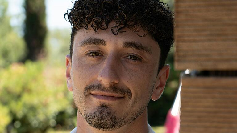 Nico aus Würzburg nimmt als Verführer in der 7. Staffel von Temptation Island teil. Nico aus Würzburg nimmt als Verführer in der 7. Staffel von Temptation Island teil.