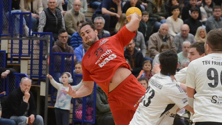 Maximilian Drude und sein TSV Lohr haben in der Abstiegsrunde der Handball-Bayernliga zwar noch alles selbst in der Hand, doch die Wochen bis zum Saisonende am 20. Mai dürften aufreibend werden.