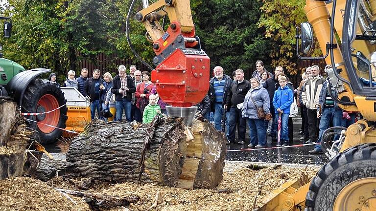 Maschinen für die Waldarbeit werden beim Holztag in Scheinfeld zu sehen sein. Maschinen für die Waldarbeit werden beim Holztag in Scheinfeld zu sehen sein.