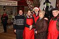 Familienbetrieb mit Hexe: Neu beim Weihnachterlebnis Himmelstadt ist das Hexenhäusle in der Mainau 7. Es wird gemeinsam von der Familie Führer in und um einem umgebauten Kuhstall betrieben. Von links: Frank, Uschi und Harald Führer sowie Ulrike und Wolfgang Jeßberger.