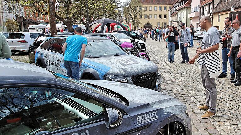 Bei schönem Wetter kommen zahlreiche Besucherm zu den GTI-Treffen nach Münnerstadt, deren Fortbestand nun wieder fraglich ist. - Bei schönem Wetter kommen zahlreiche Besucherm zu den GTI-Treffen nach Münnerstadt, deren Fortbestand nun wieder fraglich ist. Bei schönem Wetter kommen zahlreiche Besucherm zu den GTI-Treffen nach Münnerstadt, deren Fortbestand nun wieder fraglich ist. - Bei schönem Wetter kommen zahlreiche Besucherm zu den GTI-Treffen nach Münnerstadt, deren Fortbestand nun wieder fraglich ist.