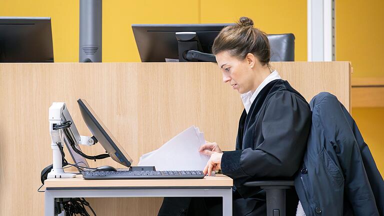 Vertritt die Anklage: Staatsanwältin Lena Herbert von der Staatsanwaltschaft Schweinfurt. Vertritt die Anklage: Staatsanwältin Lena Herbert von der Staatsanwaltschaft Schweinfurt.