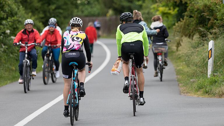 Meist viel los ist in diesem Corona-Sommer auf den Radwegen der Region. Ob der Trend zum Radfahren von Dauer ist, muss sich noch zeigen.