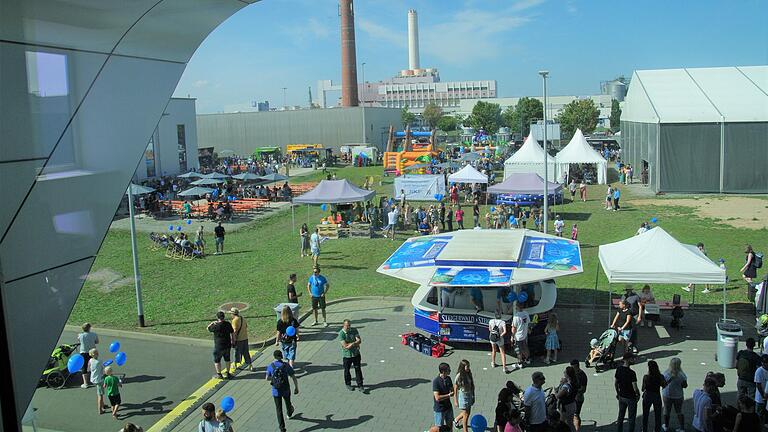 Blick aus dem Sven-Wingquist-Testcenter auf das SKF-Festgelände in Werk 3.