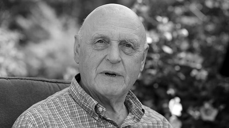 Der frühere CSU-Landtagsabgeordnete für den Stimmkreis Würzburg-Land Manfred Ach aus Margetshöchheim ist im Alter von 83 Jahren verstorben. Der frühere CSU-Landtagsabgeordnete für den Stimmkreis Würzburg-Land Manfred Ach aus Margetshöchheim ist im Alter von 83 Jahren verstorben.
