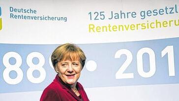 Warnt vor Altersarmut: Bundeskanzlerin Angela Merkel bei der Veranstaltung &bdquo;125 Jahre gesetzliche Rentenversicherung&ldquo;.