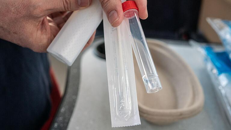 Große Nachfrage nach Corona-Schnelltests: Zeitweise stockte der Nachschub an Material. Apothekensprecher Christian Machon geht aber von einer Entspannung in den nächsten Tagen und Wochen aus.