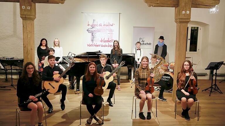 Diese jungen Talente der Kreismusikschule präsentierten bei einem Konzert im 'Kloster Wechterswinkel' ihr großartiges Können. Hinten links: Ariadne Weigert.