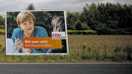 Sie will Bundeskanzlerin bleiben: Angela Merkel (CDU) macht sich mit Vorliebe unscheinbarer und harmloser, als sie ist.