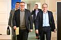 Regierungsbildung in Thüringen       -  Thüringens CDU-Chef Mario Voigt, hier mit SPD-Landeschef Georg Maier, will Ministerpräsident werden - am liebsten im ersten Wahlgang. Dafür braucht er aber auch die Linke.