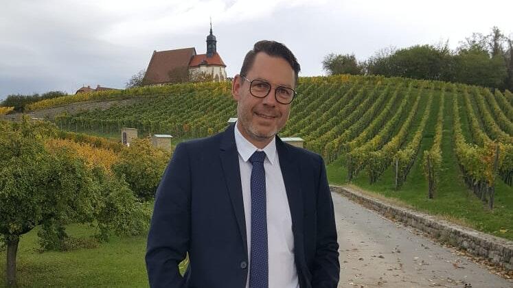 Mathias Krönert will für die Freien Demokraten Volkach-Mainschleife ins Volkacher Rathaus einziehen. Mathias Krönert will für die Freien Demokraten Volkach-Mainschleife ins Volkacher Rathaus einziehen.