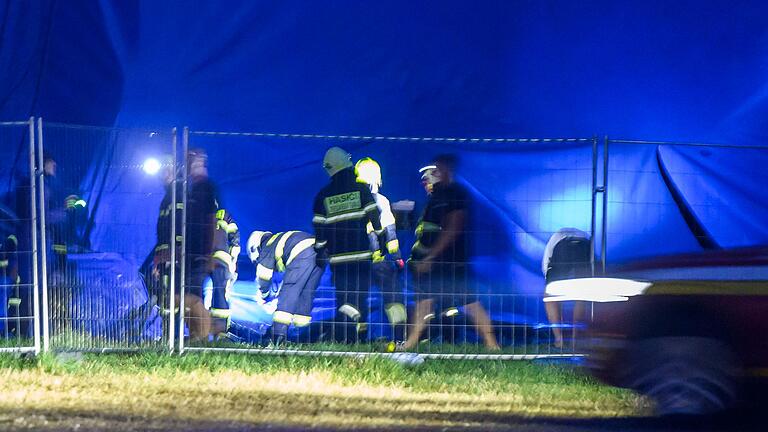 Unwetter bei Festival in der Slowakei       -  Ein Sturm hat ein ausgelassenes Open-Air-Festival in der Slowakei abrupt unterbrochen.