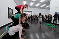 Integration durch kulturelle Bildung heißt das Projekt, das seit Anfang des Schuljahres an Schweinfurter Mittelschulen läuft. In der Kunsthalle zeigte die 6b der Auenmittelschule einen Tanz, der ein Bild lebendig werden ließ.