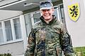 Obergefreite Milena Sprott war Filialleiterin einer Würzburger Drogerie, ehe sie sich für einen sechsmonatigen Bundesfreiwilligendienst bei der Bundeswehr entschied. Sie ist derzeit in der Bundeswehrkaserne in Veitshöchheim stationiert.