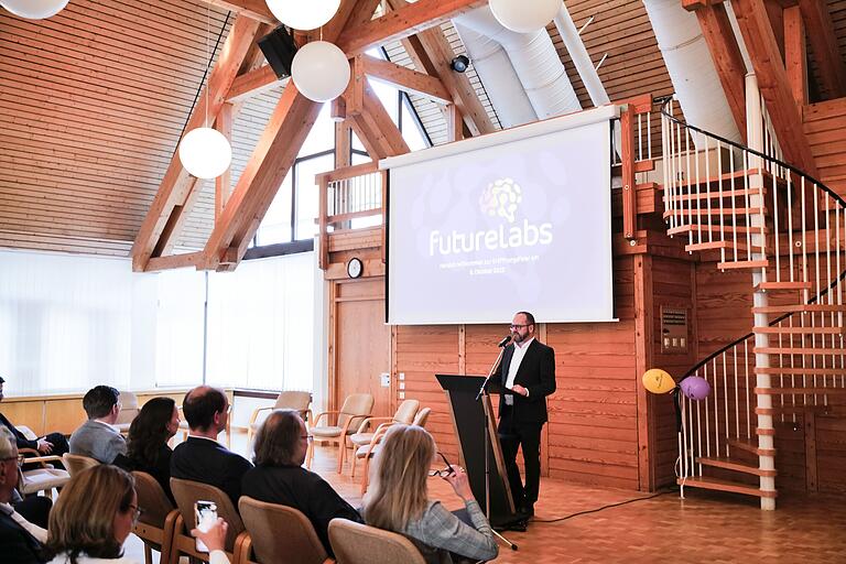 Gunther Wobser ist Initiator und ehrenamtlicher Geschäftsführer der Futurelabs gGmbH. Gunther Wobser ist Initiator und ehrenamtlicher Geschäftsführer der Futurelabs gGmbH.