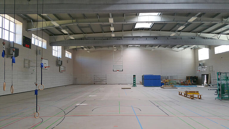 Blick in die neue Sporthalle.