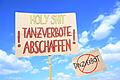 Demo gegen Tanzverbot an Stillen Tagen       -  Kritikern ist das Tanzverbot ein Dorn im Auge. (Archivbild)