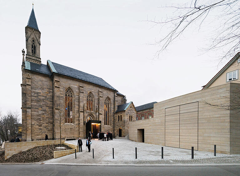 Ein Charakteristikum des Büros Brückner &amp; Brückner ist die Ergänzung historischer Gebäude durch zeitgenössische Architektur wie hier bei der Pfarrkirche St. Augustin in Regensburg.