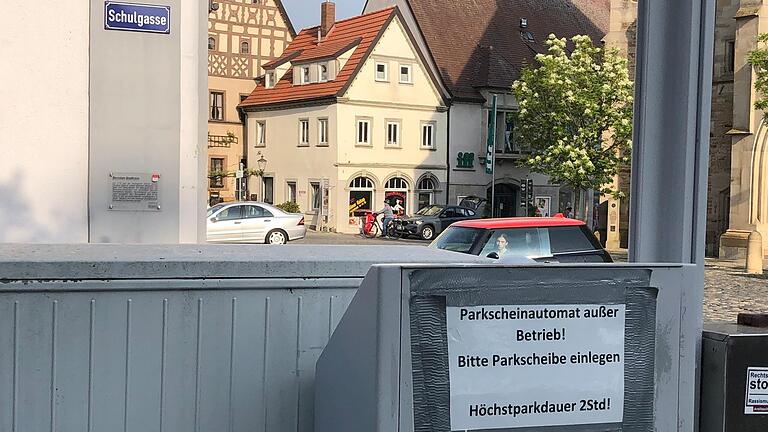 Das Parken in der Innenstadt von Gerolzhofen bleibt weiterhin kostenlos.